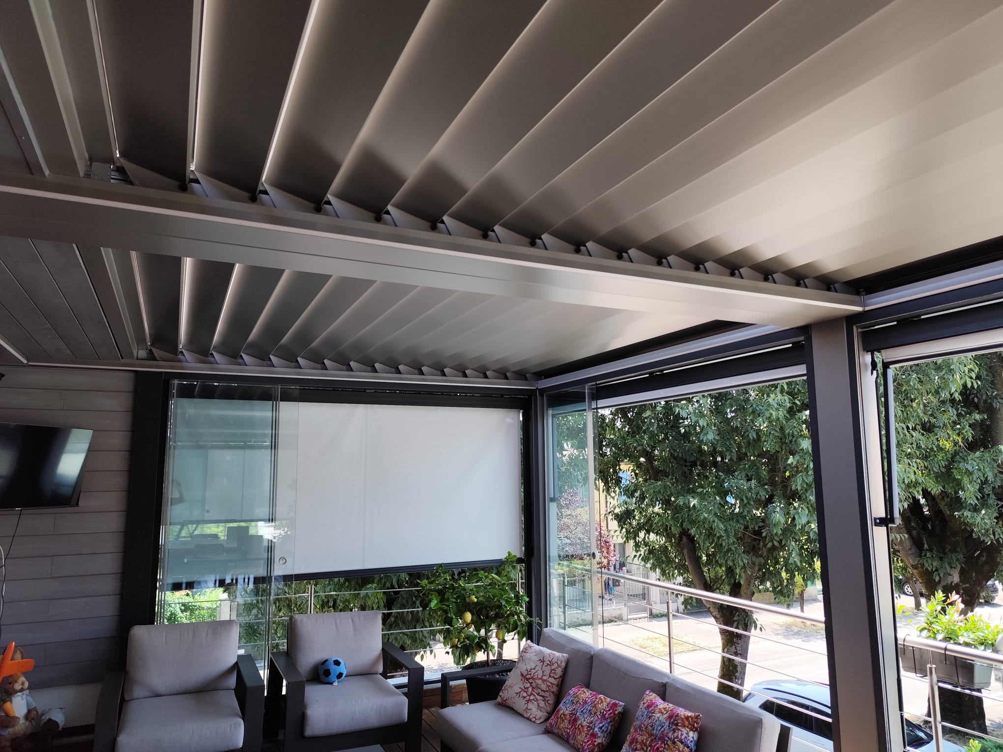 Pergolati - Coperture CREMA | Bergamaschi Tende