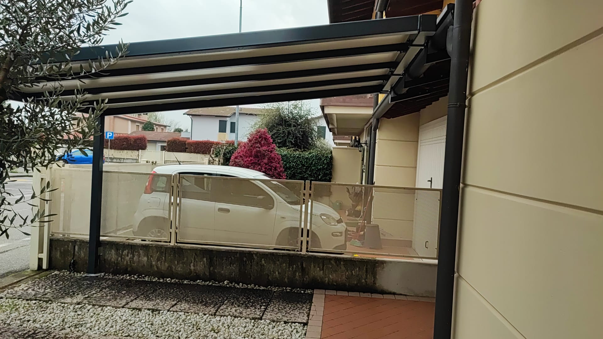 Pergolati - Coperture CREMA | Bergamaschi Tende