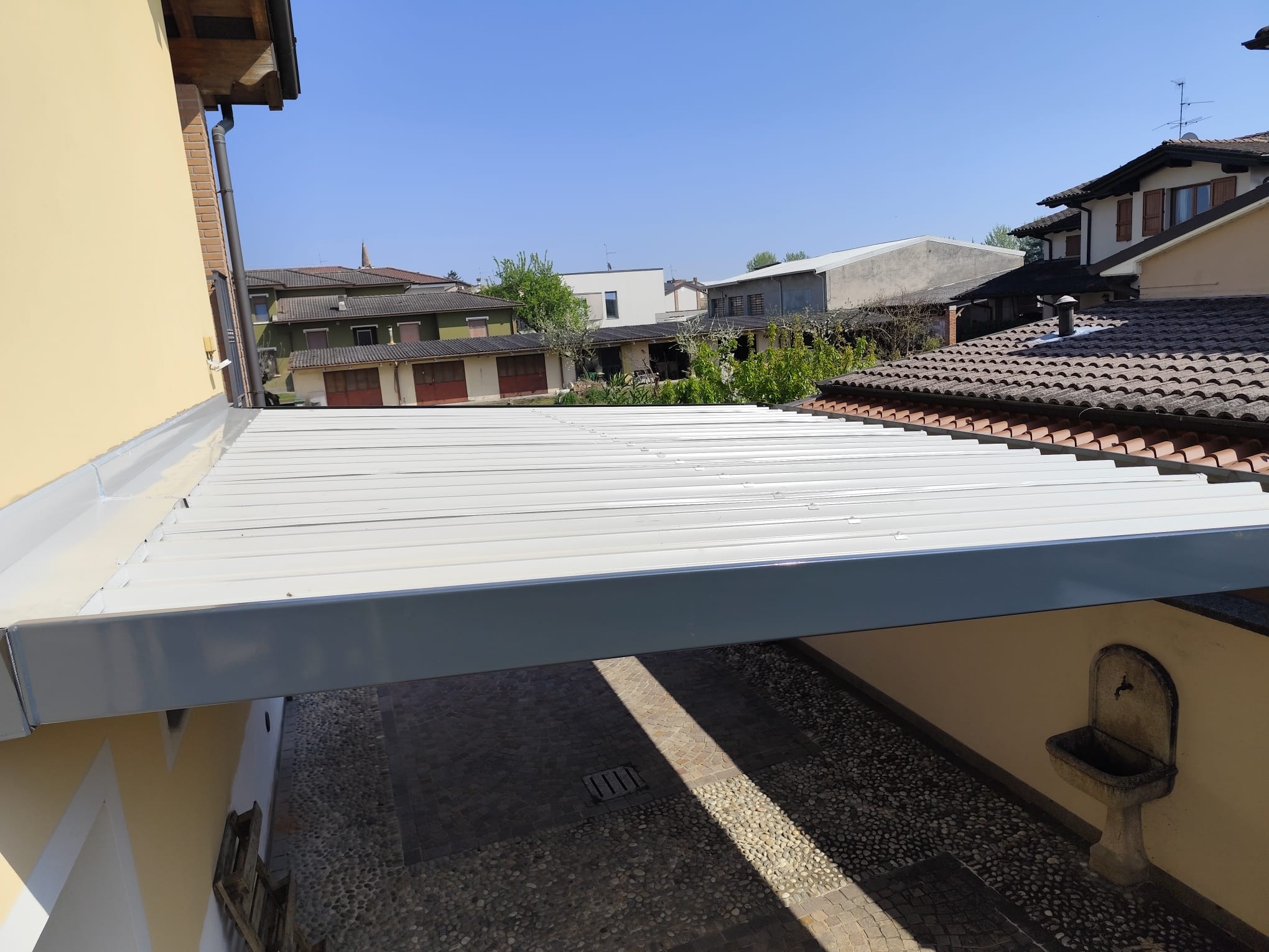 Pergolati - Coperture CREMA | Bergamaschi Tende