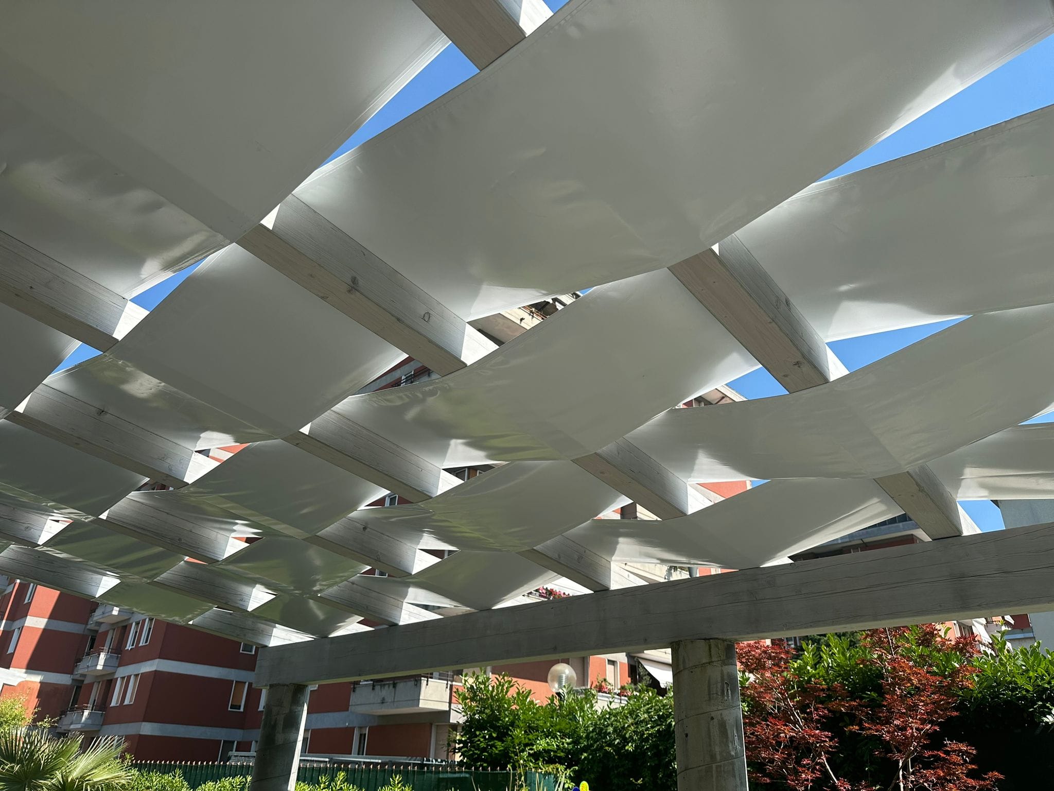 Pergolati - Coperture CREMA | Bergamaschi Tende