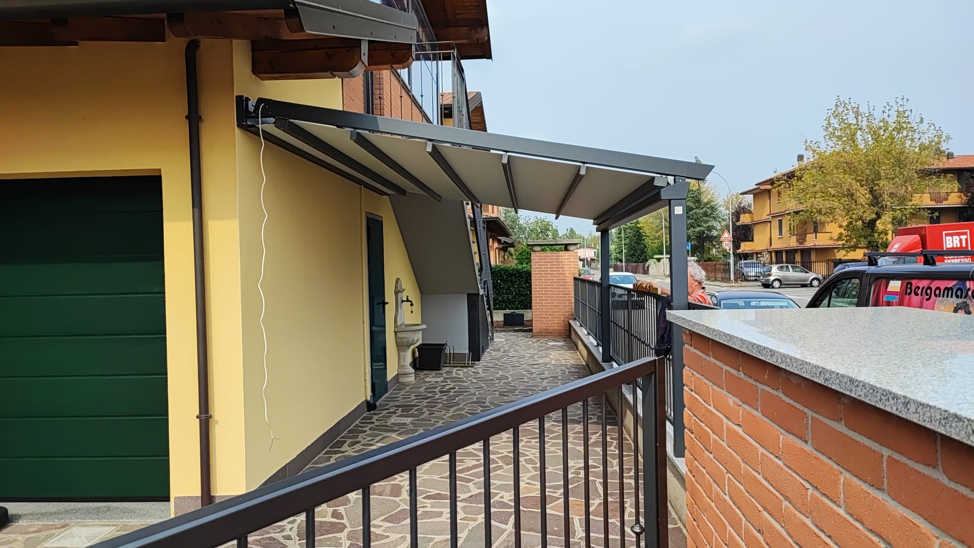 Pergolati - Coperture CREMA | Bergamaschi Tende